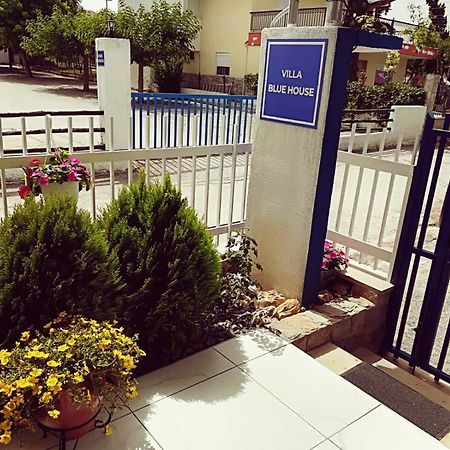 Villa Blue House Nea Kallikrateia Exteriér fotografie